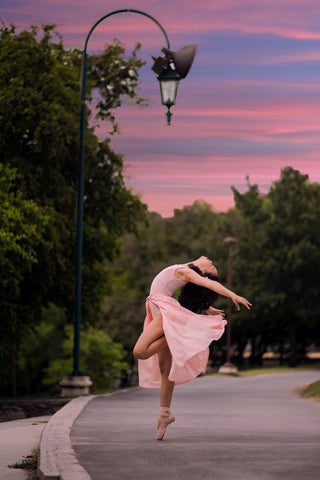 ballet dancers wear wrap skirt