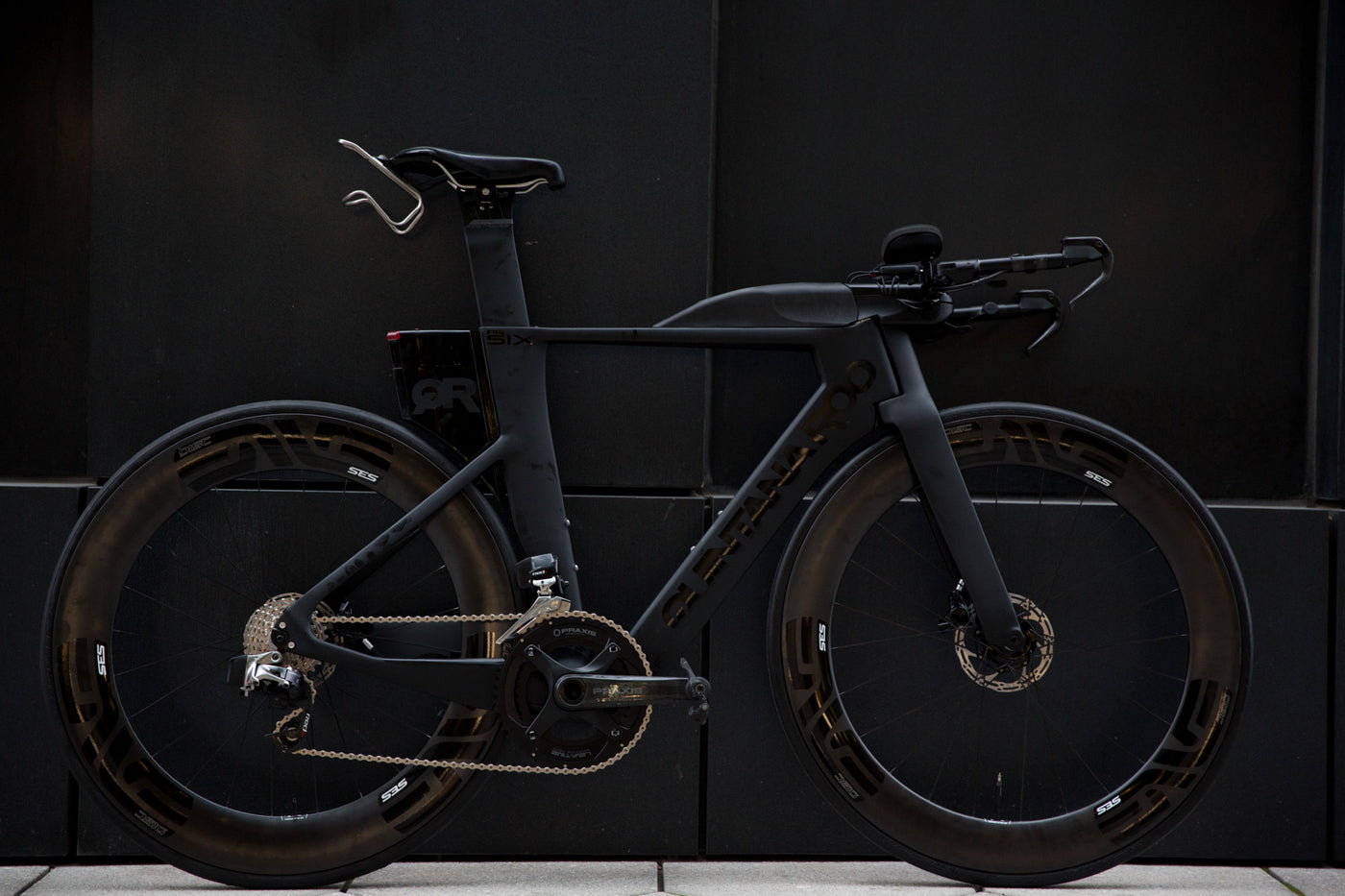 qr tt bike