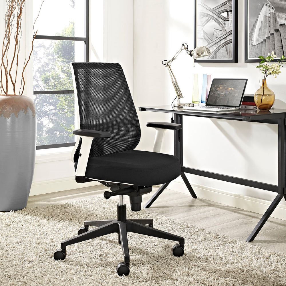 Black & White Chair | DeskRiser.com
