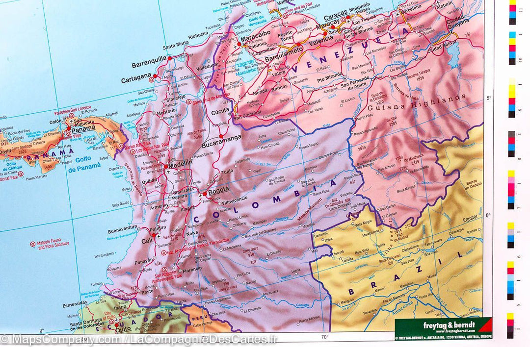 Carte murale papier – Amérique du Nord & Centrale – 97x123,5 cm | Freytag & Berndt - La Compagnie des Cartes