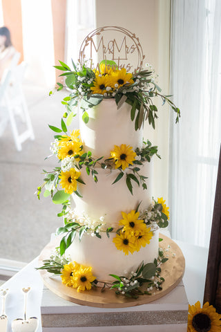 Fall wedding cake, sunflower cake, classic design, vegas weddings