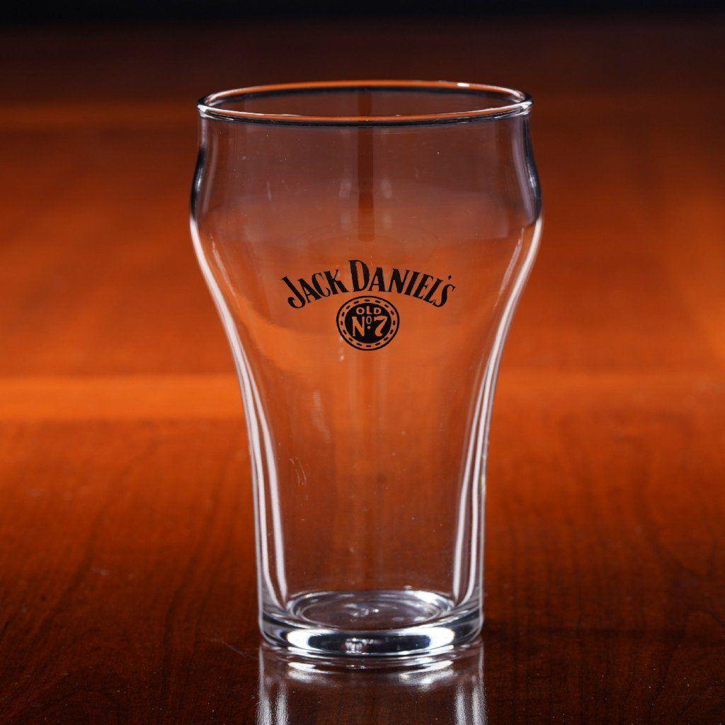 https://cdn.shopify.com/s/files/1/0006/4903/5835/products/jack-daniels-old-style-fountain-glass-186066_1600x.jpg?v=1697433493