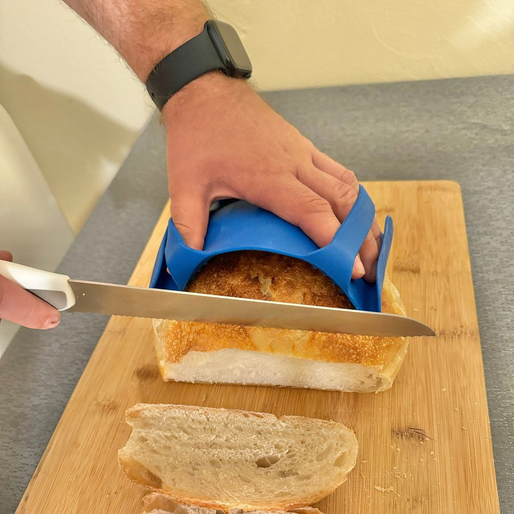 Cutting bread with gripmitts