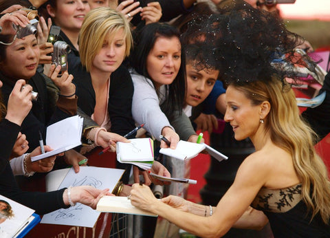 Famous Left Handed Celebrities | Sarah Jessica Parker | Lefties Only