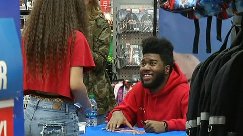 Khalid | left handed celebrity