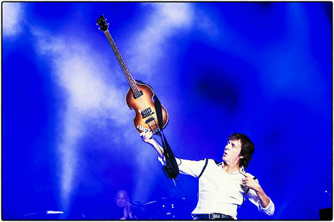 Paul McCartney left handed