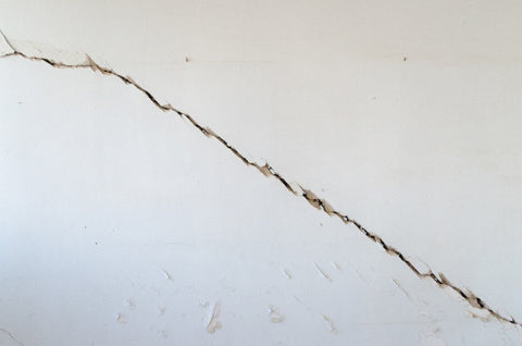 Crack in wall