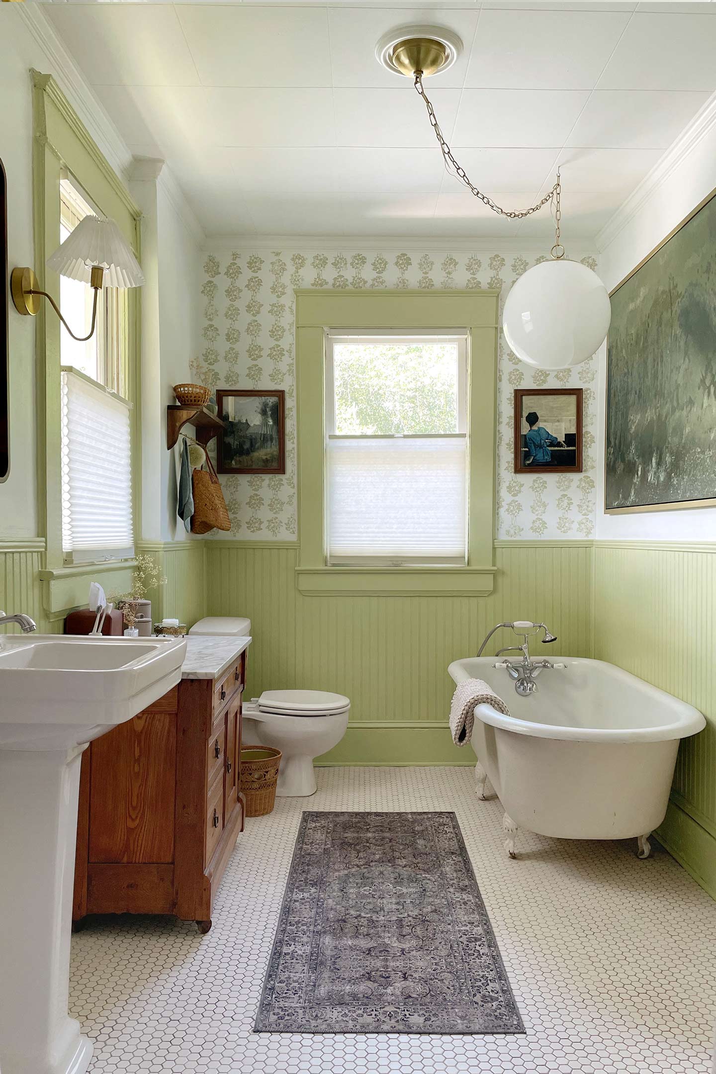Green Wainscot in a Bathroom Brightens Up a Small Space – Clare