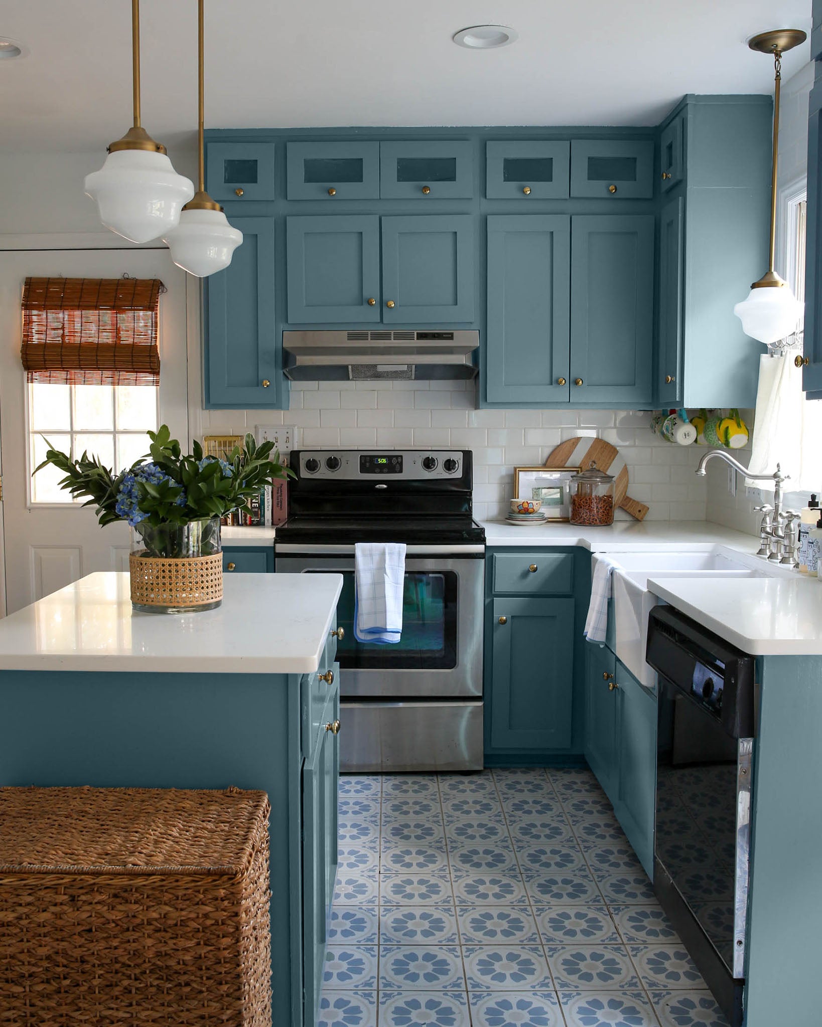 These Blue Kitchen Cabinets are Coastal Grandmother Perfection. And they’re proof you don’t need to spend a ton to refresh your space. Here’s how to pull off a budget-friendly refresh with blue kitchen cabinets.