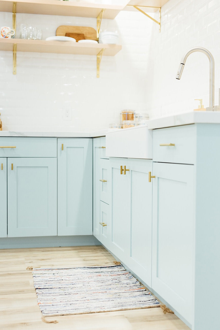 How to Choose Kitchen Cabinet Paint Colors