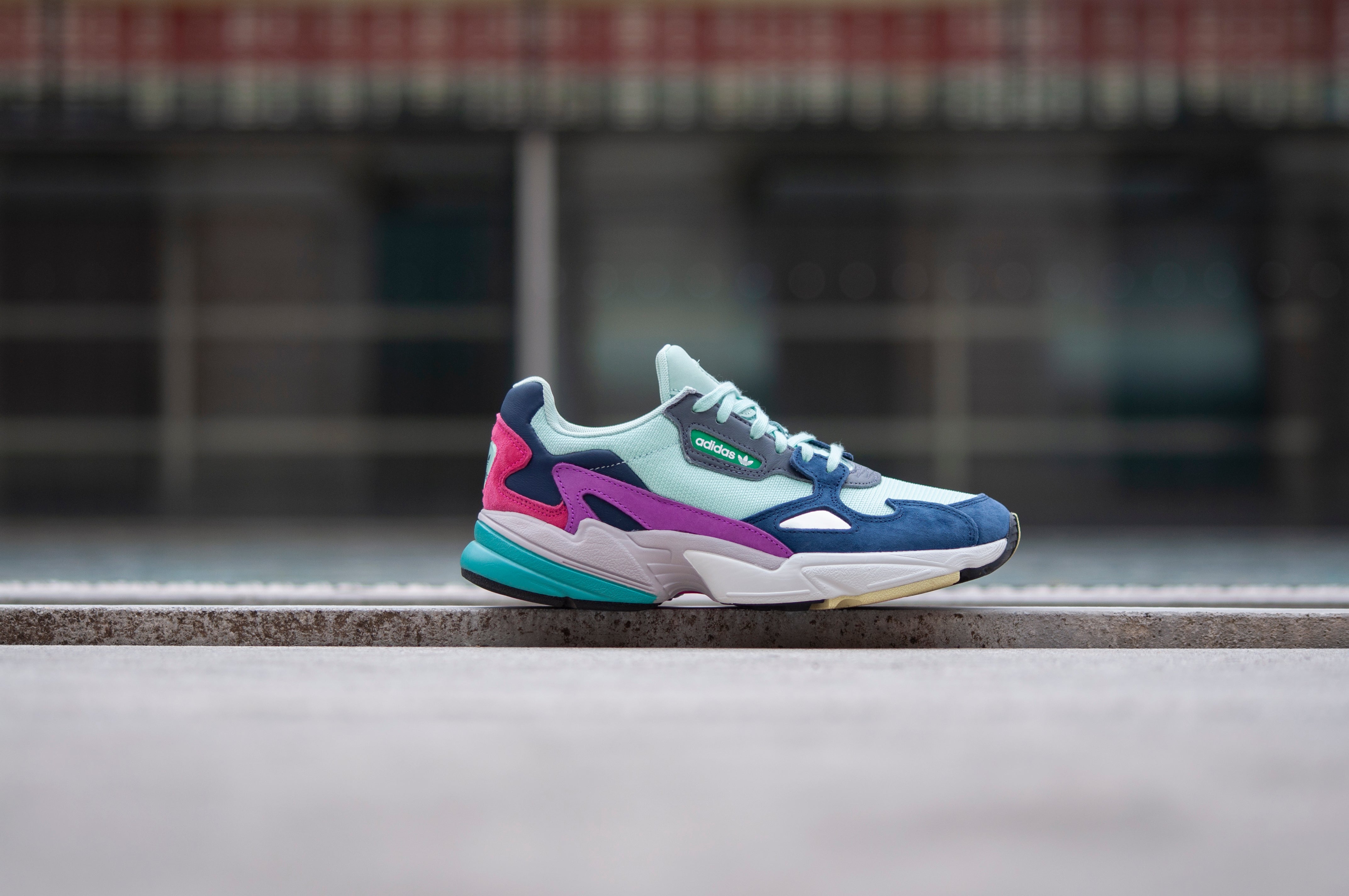 adidas falcon w bb9175