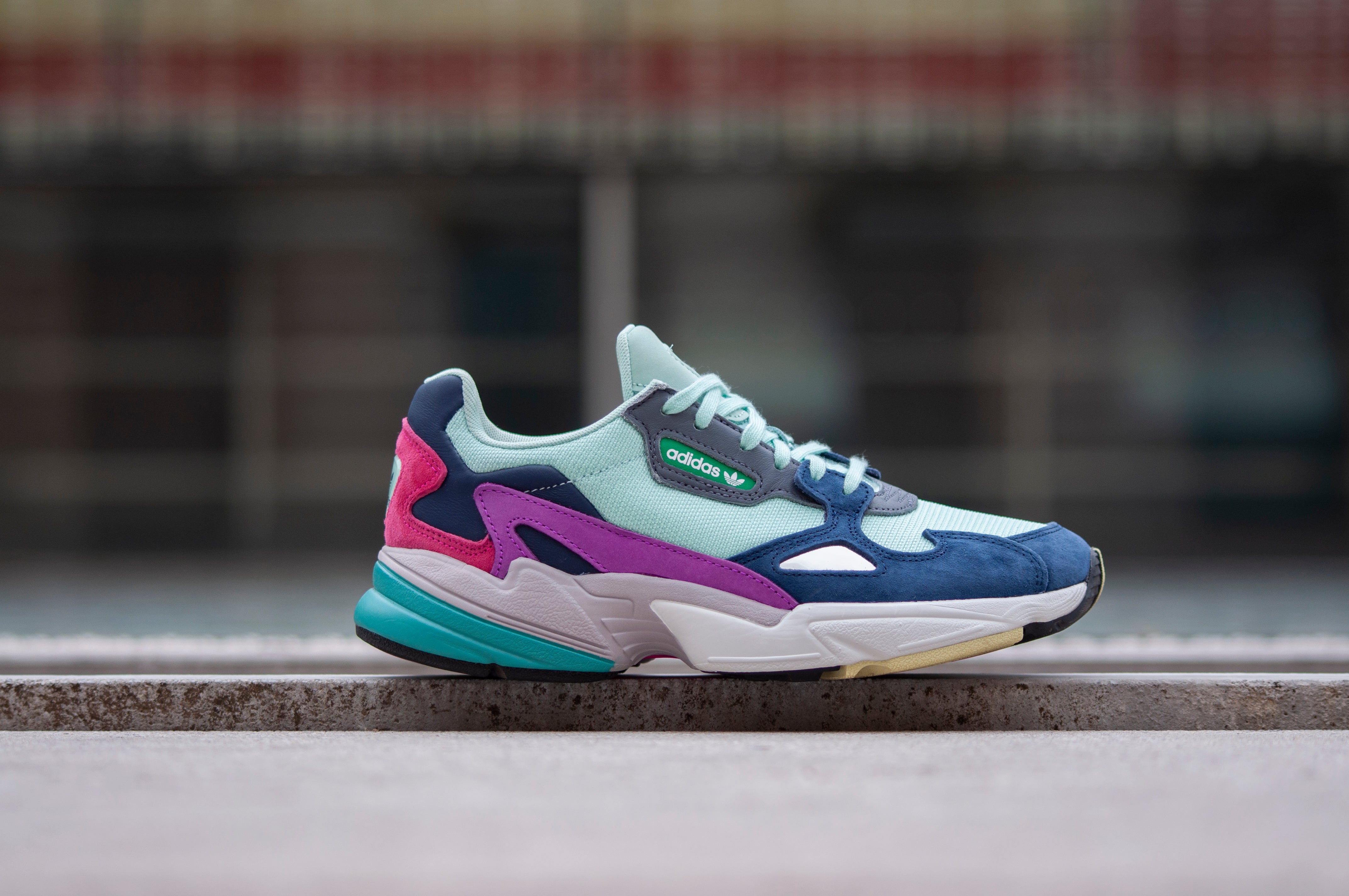 adidas falcon bb9175