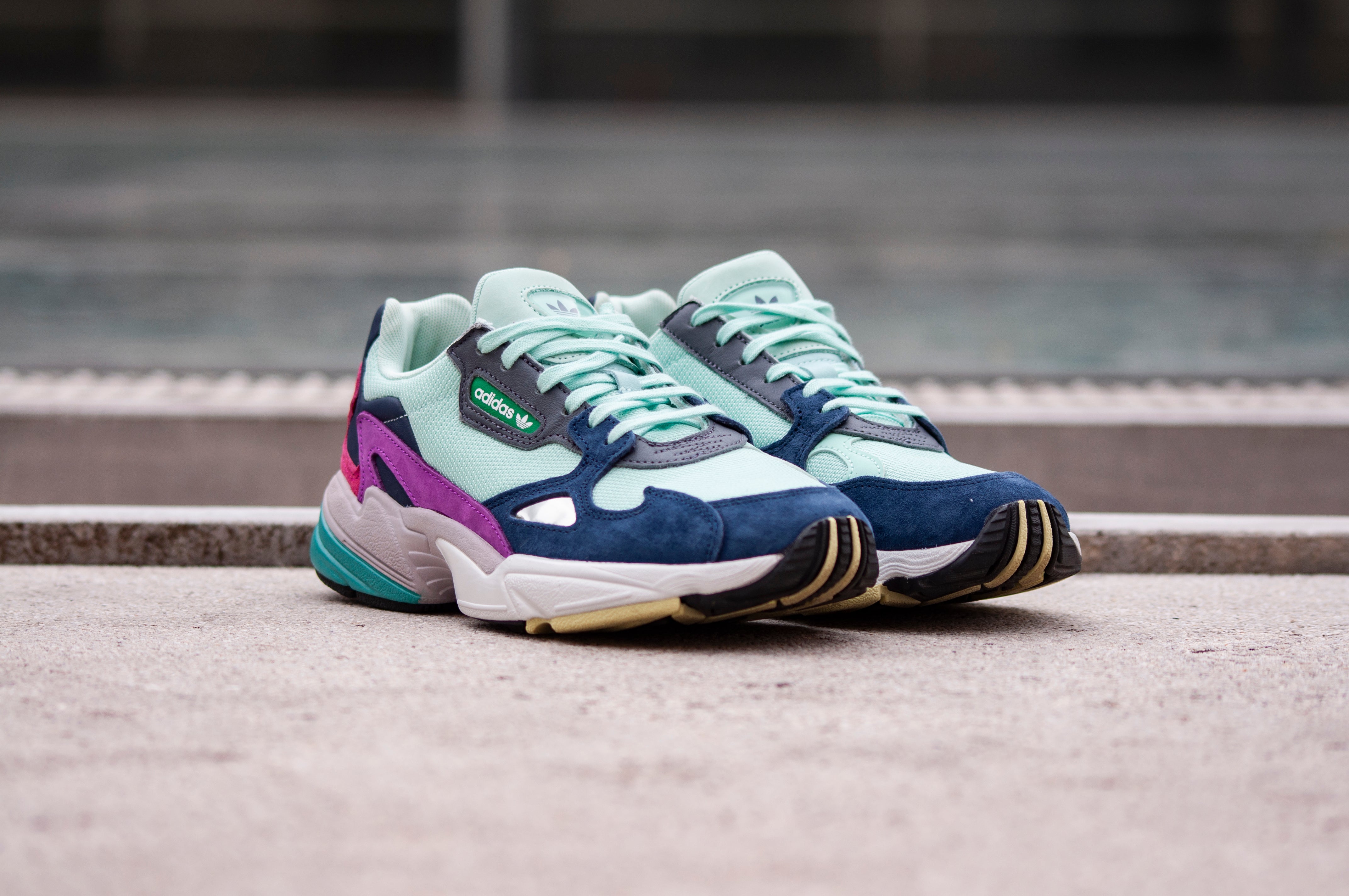 adidas falcon w bb9175