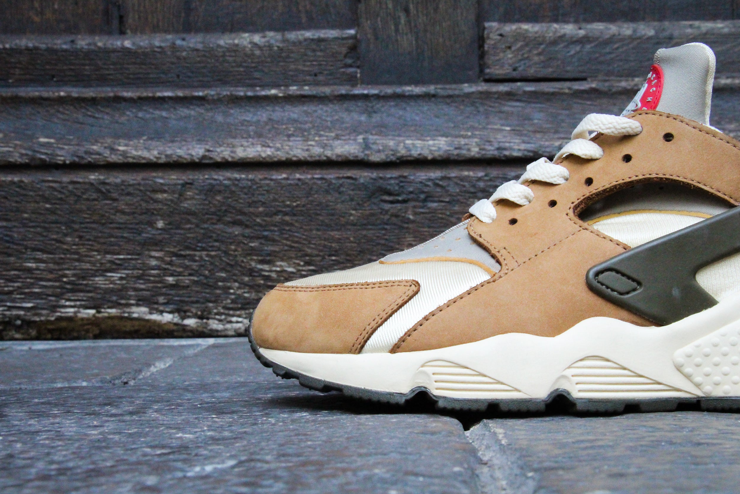 Nike X Stussy Air Huarache 00 6090 221 La Boite Collector Shop