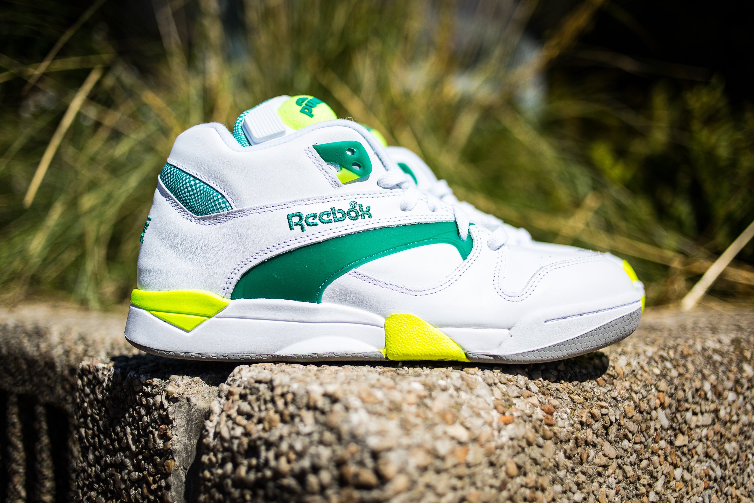 reebok court victory pump og