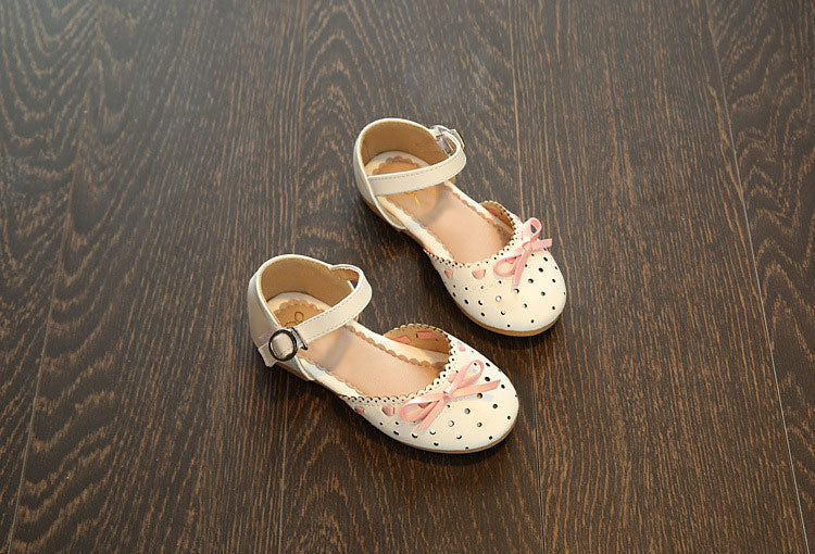 closed toe baby girl sandals