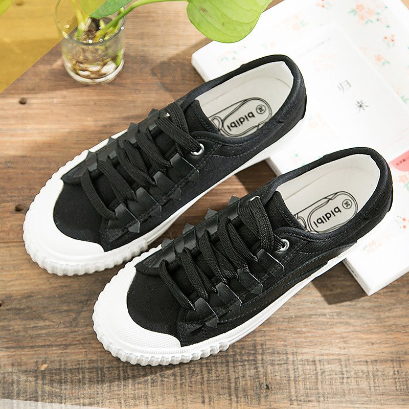 latest canvas shoes for ladies