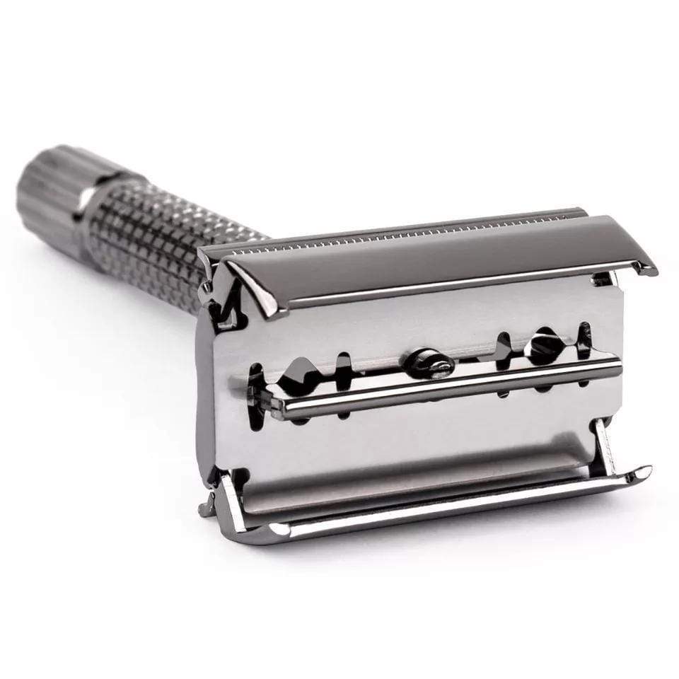 Intentionally Sustainable Ltd Short Handle Classic Safety Razor, With 5 blades - Gunblack