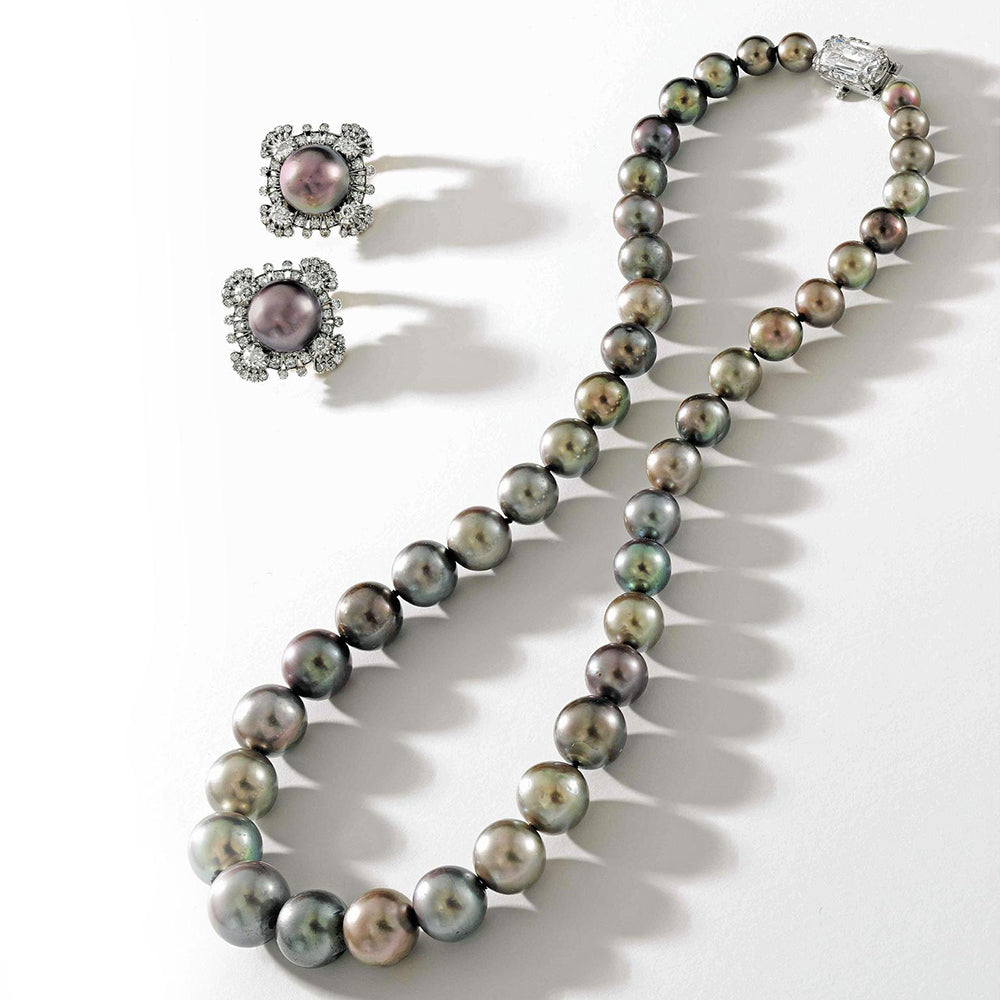 Top 10 Most Expensive Pearls in the World: The Cowdray Pearl Necklace and Earrings