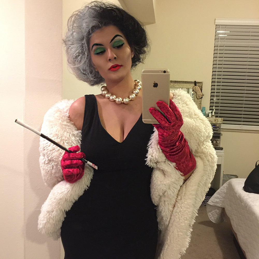 Cruella Deville Costume with Pearl Jewelry