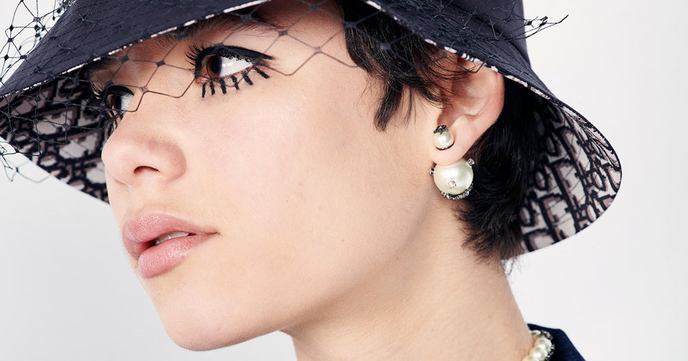 Fall 2022 Pearl Jewelry Fashion Trends: Double-Sided Pearl Stud Earrings by Dior