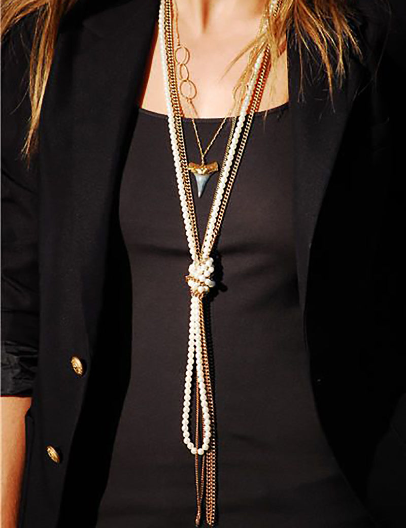 How To Wear A Pearl Rope Necklace: Knotted Pearls with Chains