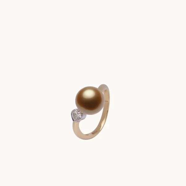Product shot of Jewelmer's Les Mignonnes Pearl Engagement Ring