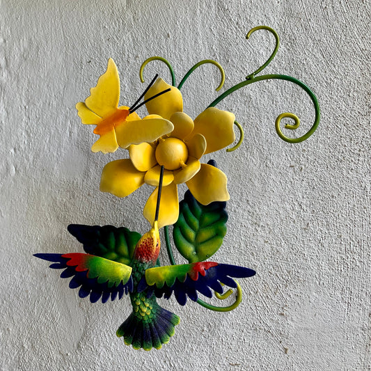 Abeja de madera decorativa con flor/corazón de apoyo (51.51.58) - Art From  Italy
