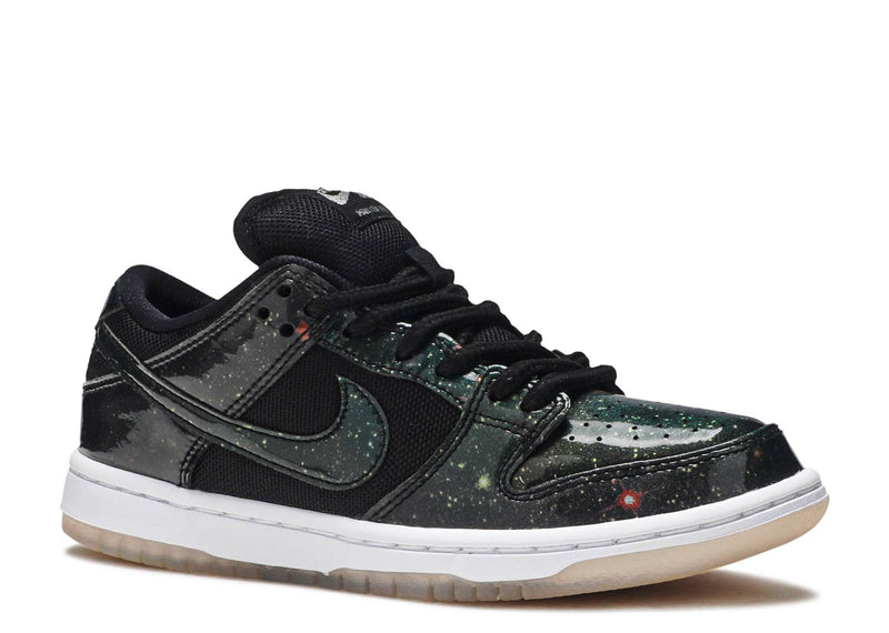 nike sb dunk low 420 intergalactic