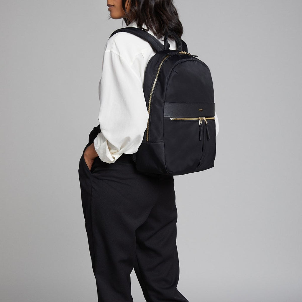 female backpack laptop