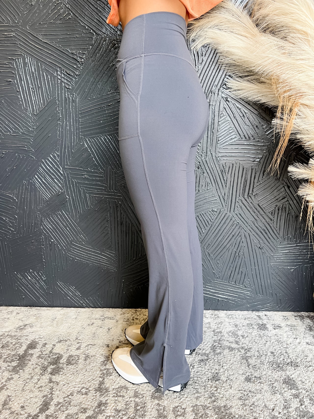 Crunch Time Flare Yoga Pants- Sonic Blue