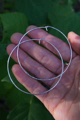 simple silver hoop earrings