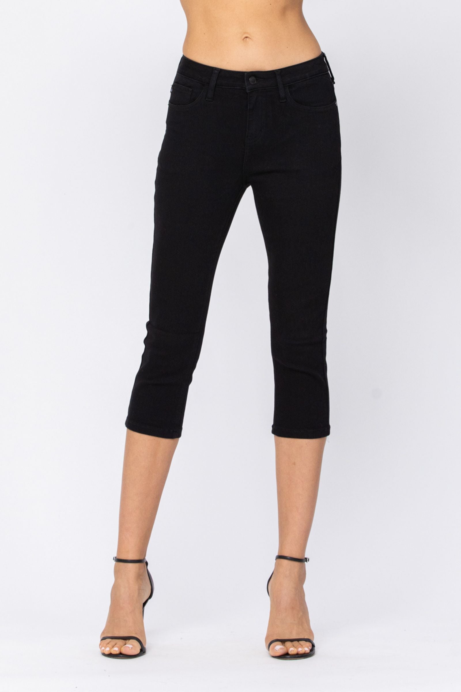 Judy Blue Jean Black Skinny Capri – Beauty and the Beard Boutique