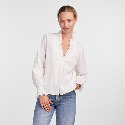 Autumn Blouse with ruffled collar and cuffs in white