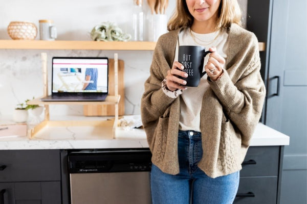 Tips for Transitioning Into Your New Standing Desk