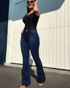 calça flare jeans preta cintura alta