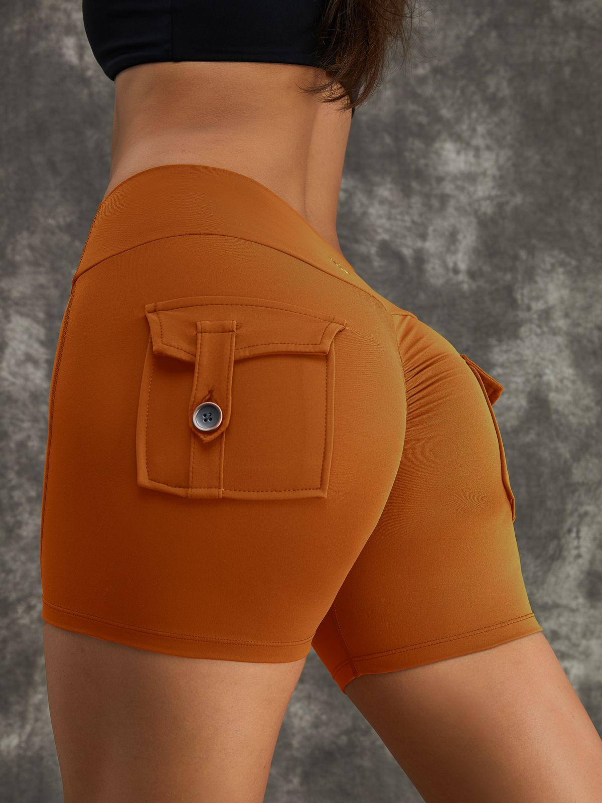 ZASUWA Female Scrunch Bum High Waist Pocket Spandex Gym Booty Shorts