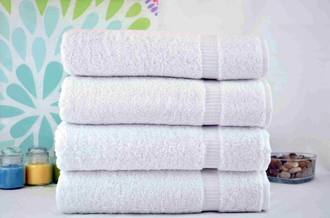 4 folded towels