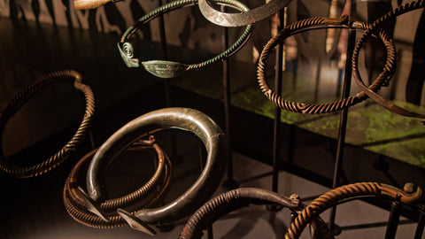 bronze-viking age-neck-ring Moesgaard-museum-denmark