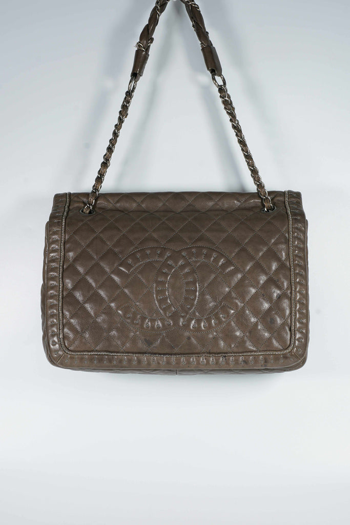 Chanel Gabrielle Hobo Medium – allprelovedonly