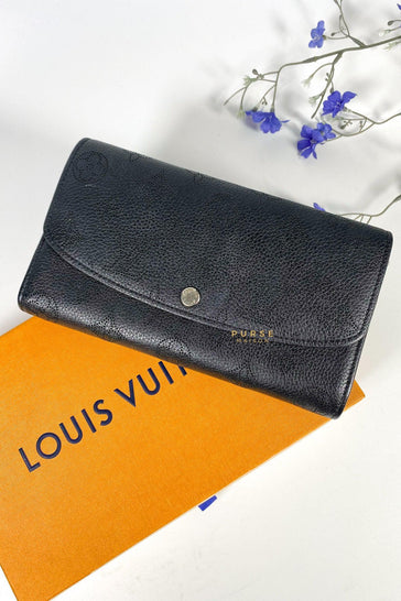Louis Vuitton Iris Wallet Pebble Mahina