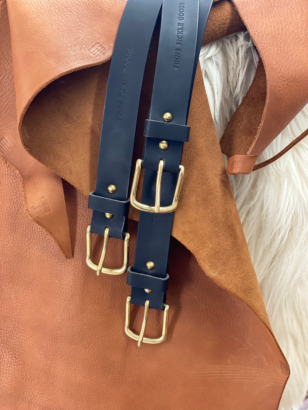 Leather suspenders – Finns Fickle Goods