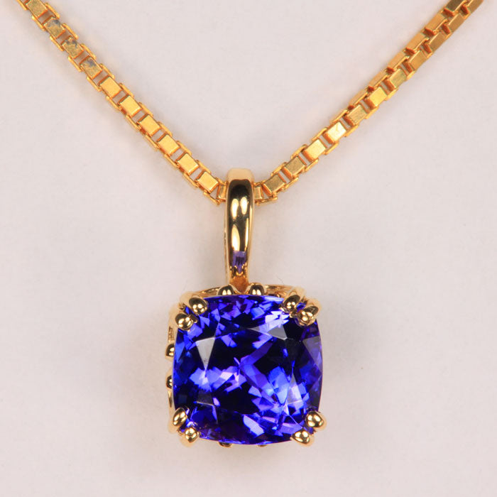 Tanzanite Pendants & Necklaces | White & Yellow Gold Designs ...