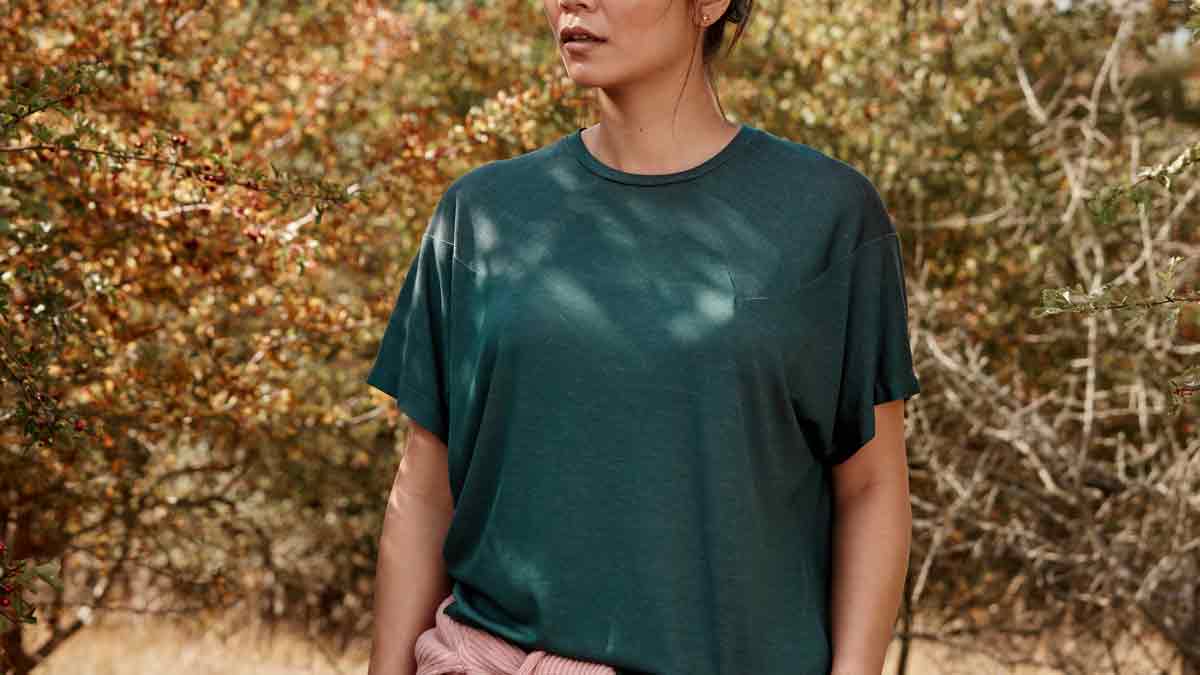 Asmuss Panelled T-shirt in Pine Green