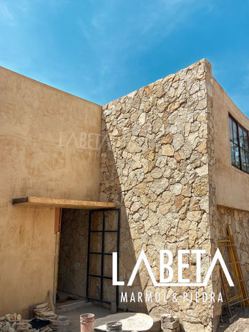 Piedra-Casa-Moderna-Premio-Nacional-Arquitectura-Laja-Dorada