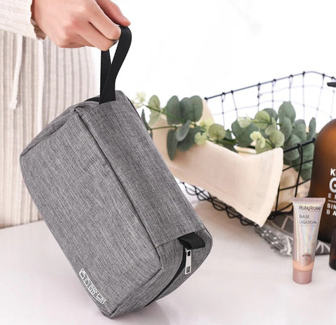 MAKEUP AND TOILETRY TRAVEL ORGANIZER | DAILY DEAL ME