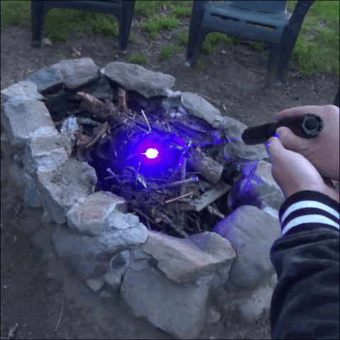 Brennende blaue taktische Hochleistungs-Laser-Taschenlampe