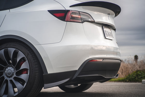 Tesla Model Y Genuine Carbon Fiber Rear Spoiler (OEM Style) – TESLARATI  Marketplace