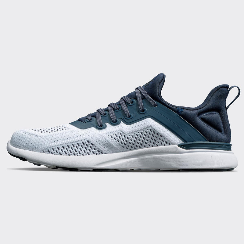 nike tech beyond blue