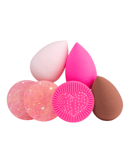 THE LOADED SUNDAE Blender Essentials. 3 makeup sponges, 2 solid cleansers and silicone scrub mat.